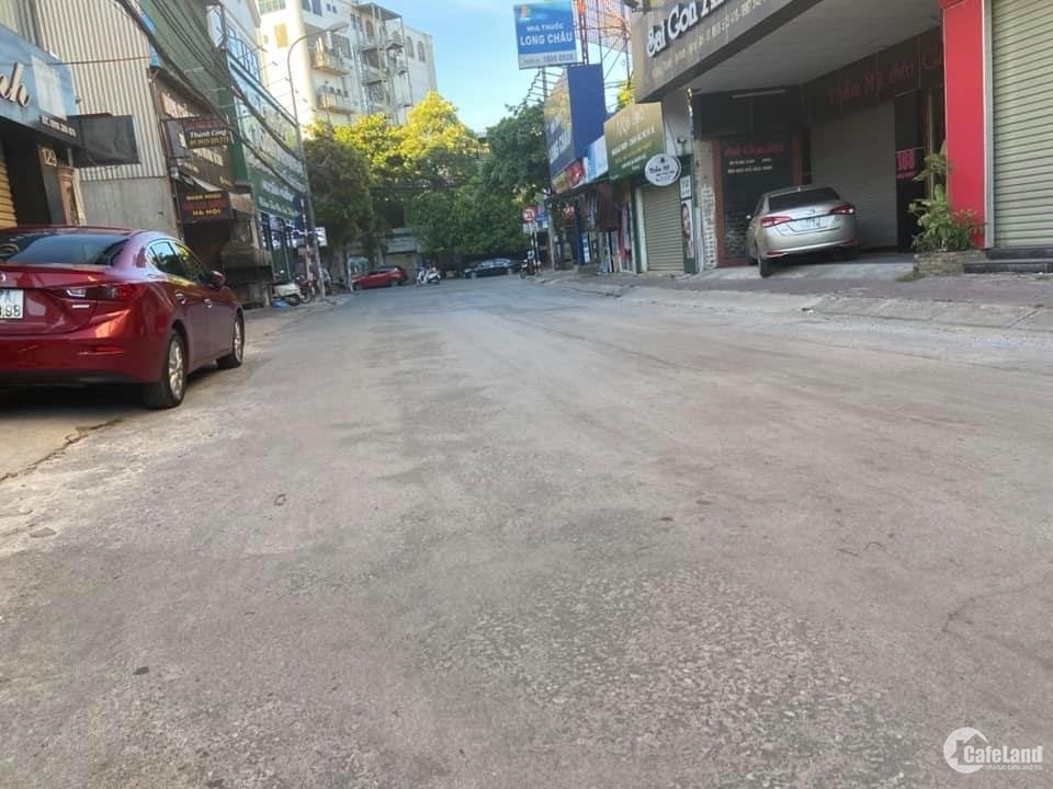  Bán lô đất mặt đường Đốc Thiết, cách đường Nguyễn Văn Cừ 50m
