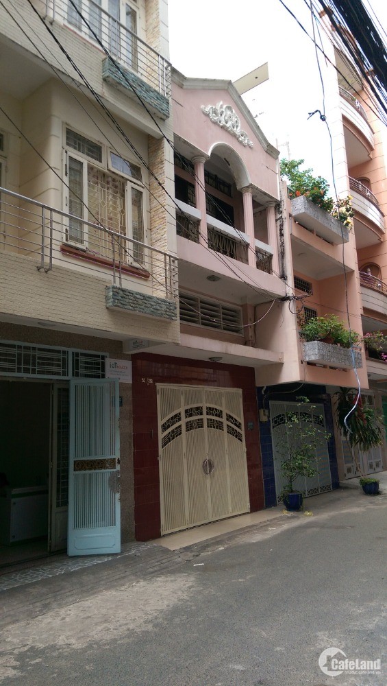 Bán căn nhà ngang hơn 5m đường Nguyễn Bỉnh Khiêm, Q.1, diện tích đất 85m2, giá 2