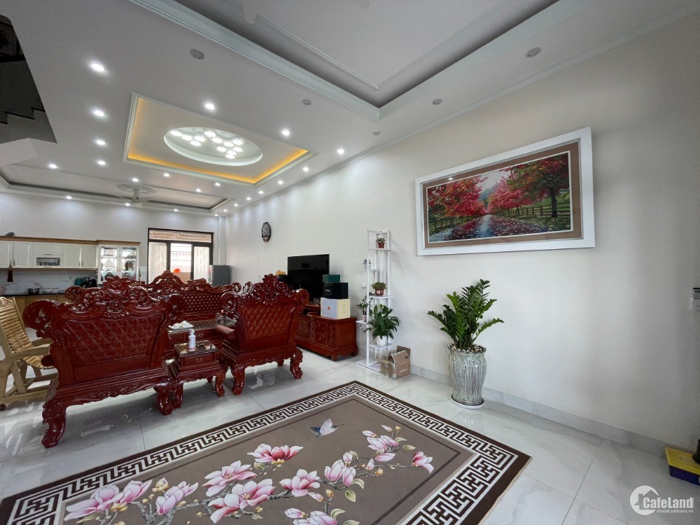 bán nhà 3 tầng hoàn thiện full nội thất tại KĐT Centa City Từ Sơn