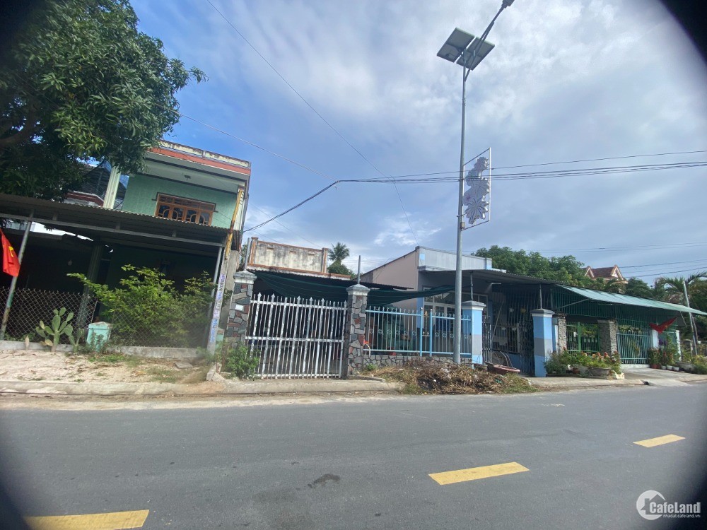 Bán đất ở đô thị mặt tiền đường Lê Lai có sẵn nhà, đất tại TT Cam Đức Cam Lâm DT