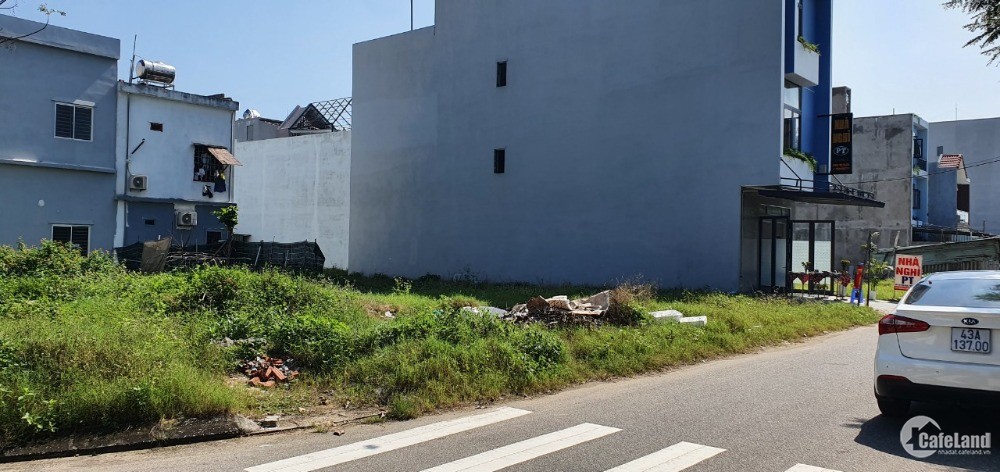 Lô đất đường Đinh Gia Khánh sau lưng ủy ban nhân dân quận Ngũ Hành Sơn