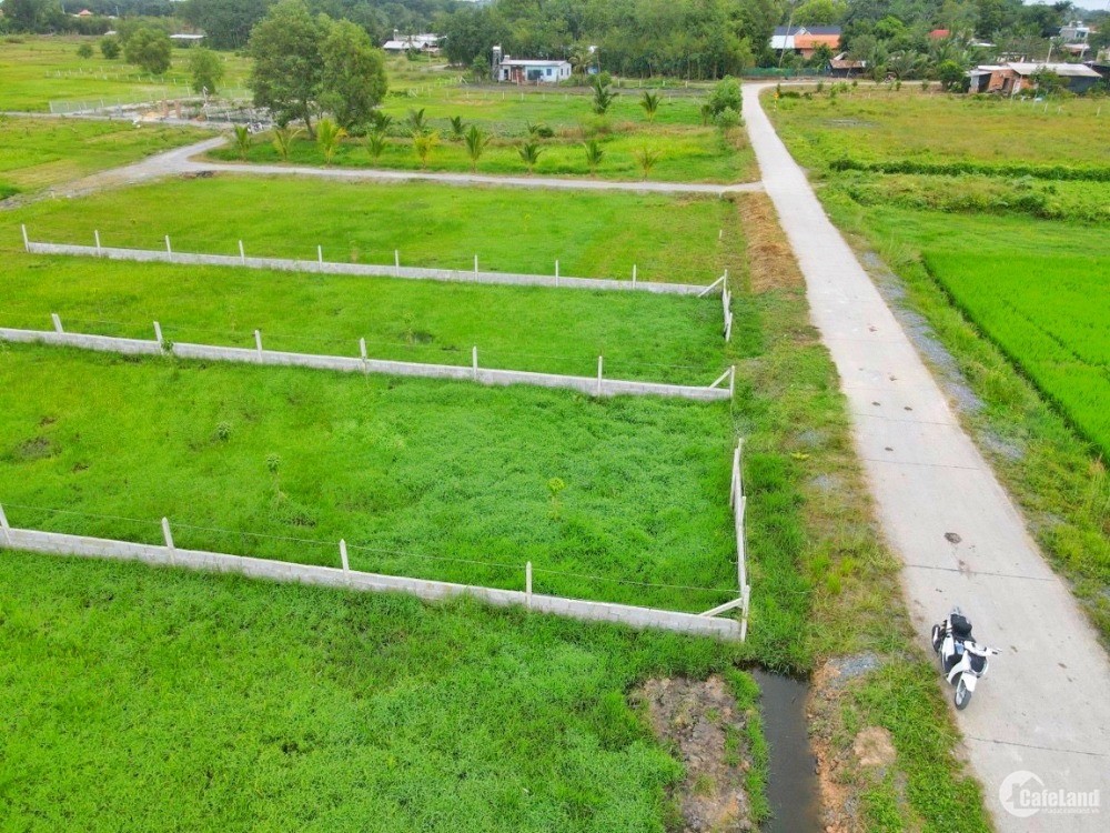 Đất vườn Củ Chi xã Nhuận Đức mặt tiền đường bê tông 502m2 giá 1ty2 NH hỗ trợ 50%