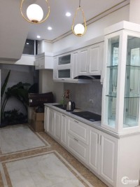 Bán nhà Thụy Khuê, Tây Hồ nhà mới đẹp 40m2, 5T giá chỉ 4.5 tỷ.