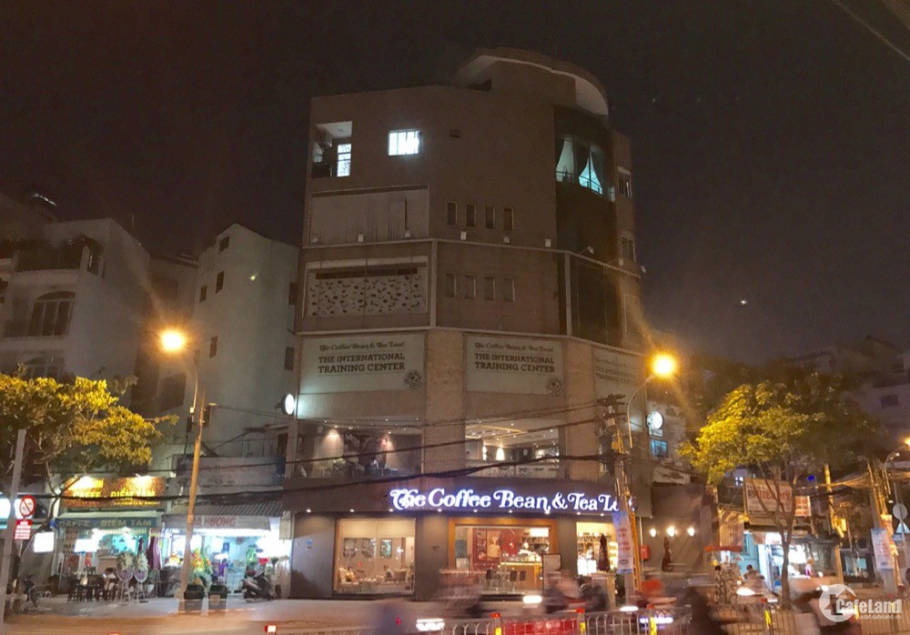 Cho thuê Nhà 2 Mặt tiền Nguyễn Tất Thành Hoàng Diệu 7 tầng Quận 4