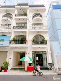 Nhà phố cao cấp ngay mặt tiền đường Nguyễn Sơn, 1 trệt 4 lầu, 72m2