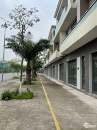 Bán Shophouse Centa City, có sổ hồng, Hỗ trợ vay 70%