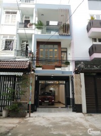 Bán căn nhà đường Nguyễn Kiệm, phường 4 quận Phú Nhuận, 1 trệt 2 lầu, giá 4.2 tỷ