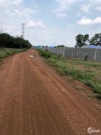 Cần bán mấy lô đất ở Đồng Phú- Bình Phước chuẩn giá f0