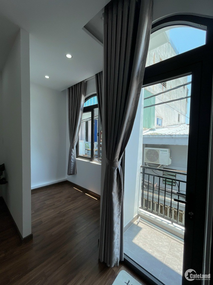 bán nhà 2 tầng k 264 trần cao vân 55m2 giá siêu tốt 3ty1 ( có video thật )