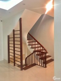 Nhà đẹp ô tô đỗ cửa Thái Hà, 61m2 MT 6.3m chưa đến 19 tỷ