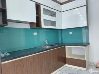 Nhà phố Minh Khai, ngõ thông, nở hậu, 37m2 x 5 tầng nhỉnh 4 tỷ.