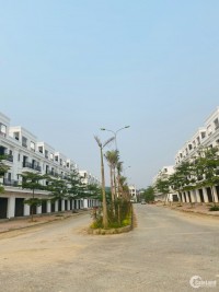 Chính chủ nhượng bán căn 120m2, ngay mặt đường 36m thuộc KĐT mới Xuân Hòa