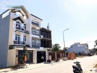 Cần nhượng nền đất MT Lê Văn Lương, Ngay Vivo City Q7. Có SHR, Giá 2tỷ8/lô 100m2