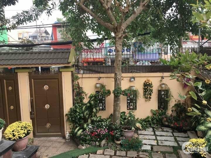 Siêu VIP bán biệt thự sân vườn khủng Quận Tân Bình 4 tầng DT340m2 giá 68tỷ