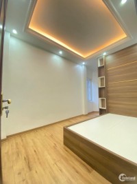 HIẾM: Bán nhà Phạm Văn Đồng 41m2, 4T, gần phố, 3 thoáng,  chỉ 3.5 tỷ.