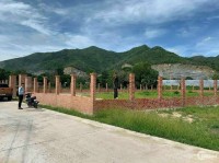 Đất vườn phủ hồng 18m mặt tiền đg   (582m) khu dân cư đông Phú Mỹ BRVT giá rẻ .