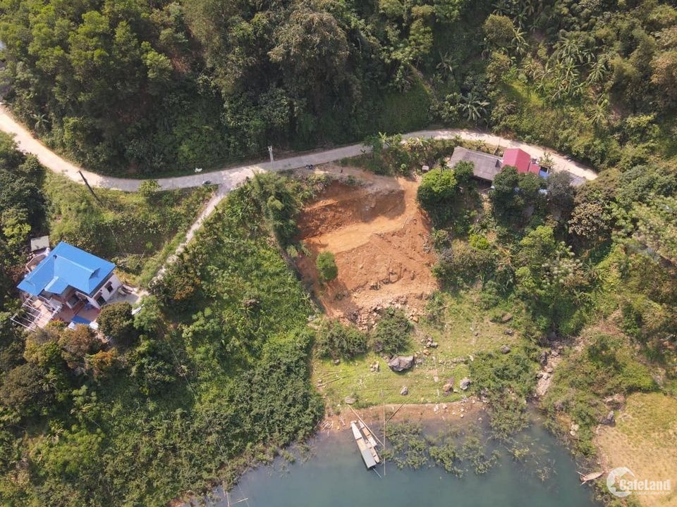 ĐẤT BÁM HỒ HÒA BÌNH TẠI XÓM VÔI TP HÒA BÌNH