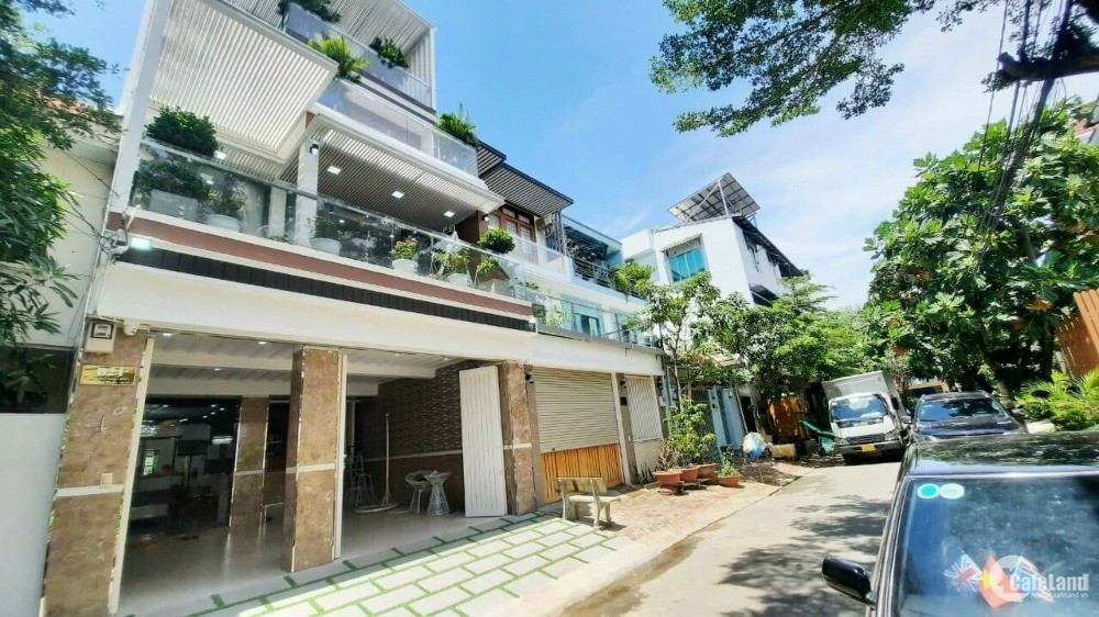 Biệt thự phố 4 tầng 6x16m, full nội thất cao cấp KDC Nam Long Phú Thuận Quận 7