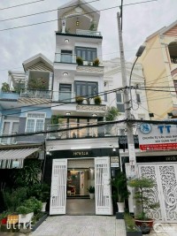 Nhà phố 5 tầng 4x18m mặt tiền đường Huỳnh Thị Đồng, trung tâm Thị trấn Nhà Bè