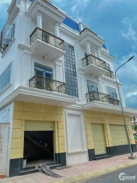 chính chủ cần bán căn nhà mặt tiền đường Nguyễn Trung Trực