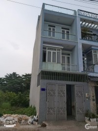 Bán nhà 1 trệt 2 lầu Phú Hữu, Quận 9
