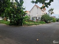 Bán đất nền khu compound Nguyễn Văn Hưởng, Thảo Điền. Dt 310m2. Lh 0903652452