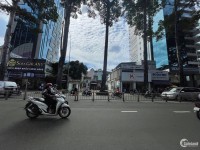 Bán đất xây cao tầng Quận 3 đường Nguyễn Thị Minh Khai 600triệu/m2 DT 9x19