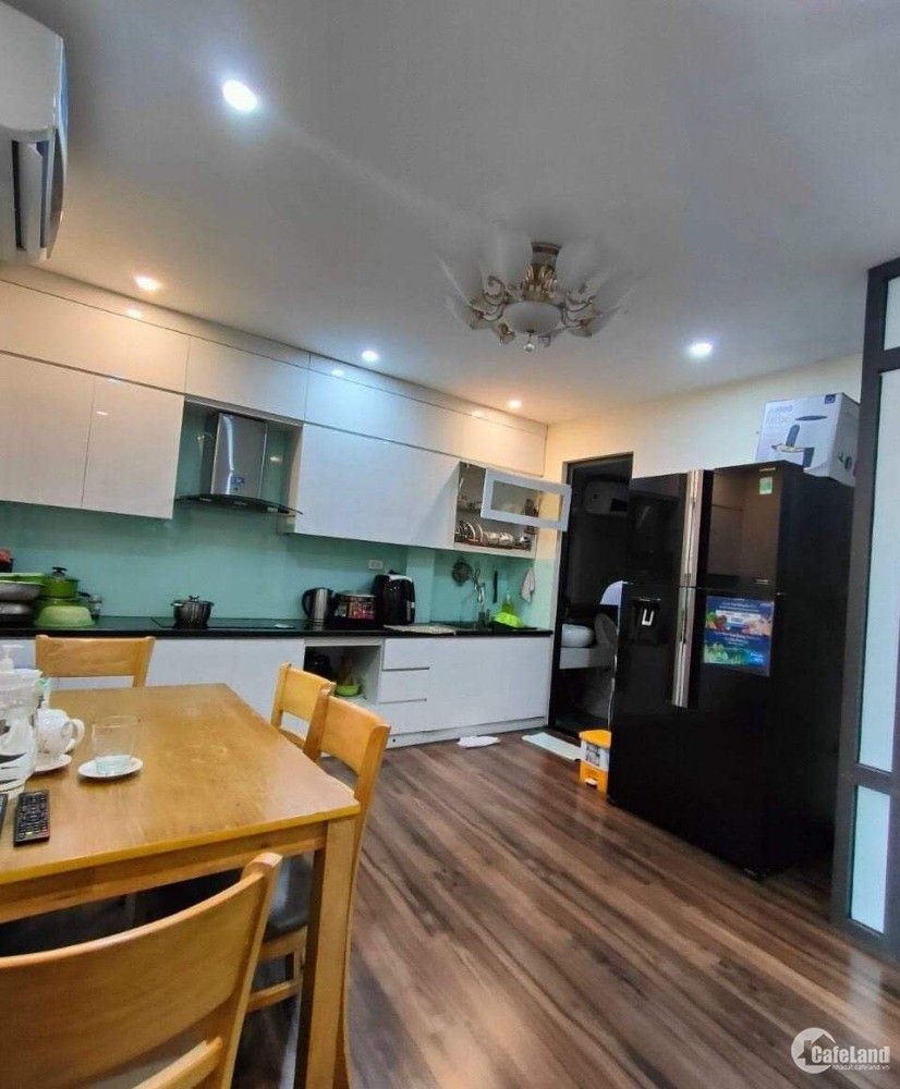 Mặt phố Thụy Khuê sầm uất gần BV Thu Cúc, 2 mặt đường 68m2x4T chỉ 16.18 tỷ.