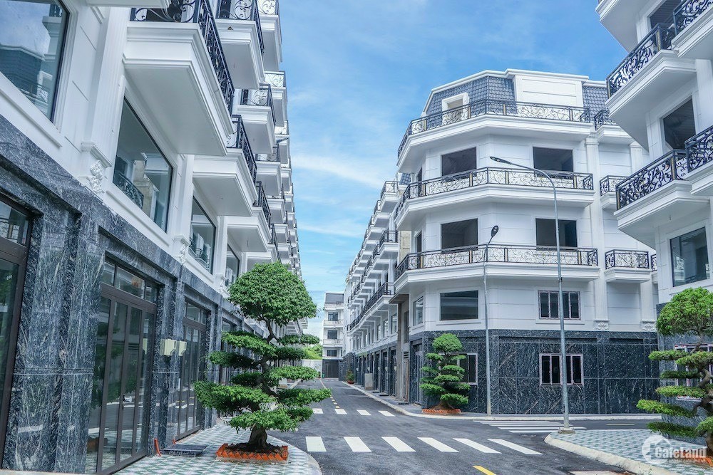 Nhà phố Quận 12, The Sol Residence, 1 trệt, 1 lửng, 2 lầu chỉ 5 tỷ/căn.