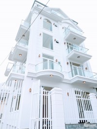 Chính chủ bán căn villa thang máy cực đẹp 2 mặt tiền Nam Hồ, Đà Lạt, view đỉnh