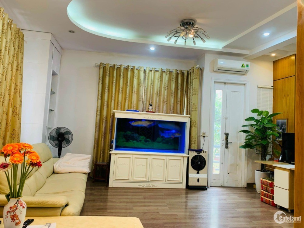 Bán nhà ngõ 12 Đào Tấn, Ba Đình,lô góc,ô tô đỗ cửa,50m, 5 tầng,MT6m,giá 15.6 tỷ