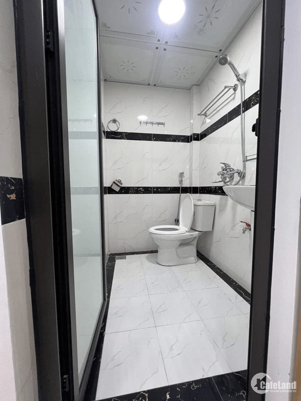 Bán nhà lô góc Đống Đa, kinh doanh,ô tô đỗ cửa,thang máy Láng Hạ, 38m2 giá 9,5tỷ