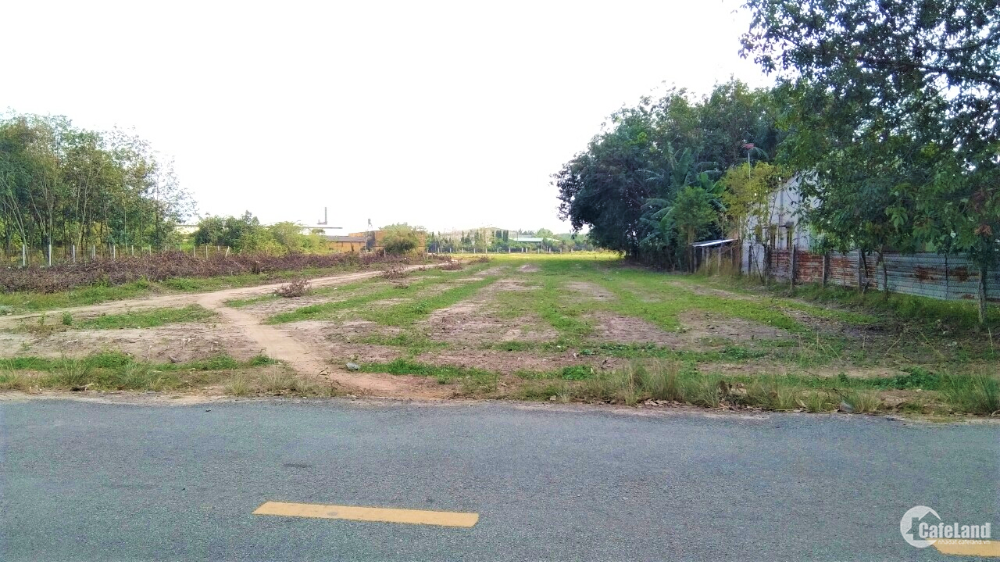 BÁN GẤP 1100m2 (20x50, nở hậu 24m) NGAY TRUNG TÂM THỊ XÃ, CHỢ TRƯỜNG CHỈ 500m