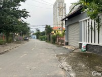 Bán nhà 1 trệt 2 lầu ST MT khu Quốc Hương, Thảo Điền,DT: 4.2x17m, giá 19 tỷ