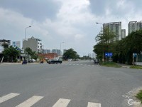Bán đất mặt tiền đường Trương Văn Bang chỉ 370triệu/m DT 8x20 XD hâm 7 tầng 2 lô