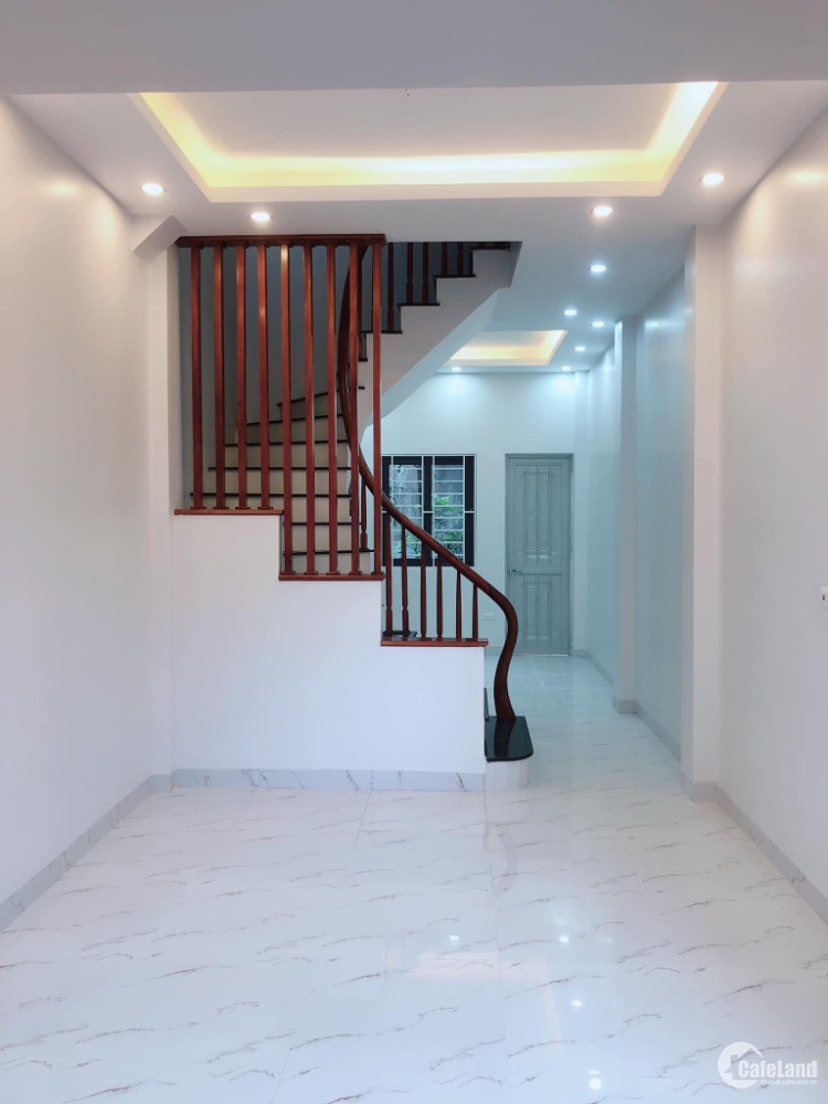 Cách ô tô 1 nhà 32m 5T 2 thoáng đường Phú Minh, Văn Tiến Dũng