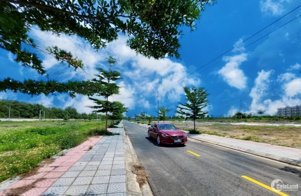 Giảm sốc! Lô hướng Đông MegaCity Kon Tum giá 527 triệu, sổ đỏ chính chủ