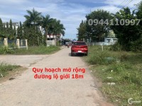 Bán đất tại xã Nam Chính, Bình Thuận. Ngay trường học, Ủy Ban. Sổ hồng riêng.