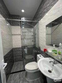 NHÀ TÂN BÌNH, ÔTÔ VÔ NGỦ 4.7X18, 5TẦNG, 6PN, 7WC CHỦ GẤP BÁN GIÁ TỐT.