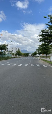 Lô góc tái định cư Mỹ Gia, Nha Trang, có sổ đỏ đường 18m, xây dựng tự do