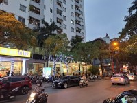 Bán biệt thự mặt phố Nguyễn Sơn, Long Biên, 168 m² x 5 tầng, giá rẻ 14 tỷ.