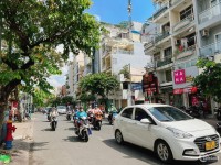 Mặt tiền đường Nguyễn Đình Chiểu quận 3 Kinh Doanh cực đỉnh giá tốt