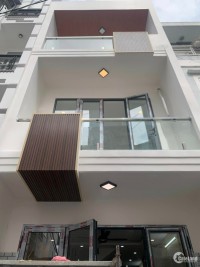 Nhỉnh 90tr/m2 có Nhà 3 tầng mới xây ngay Coopmart Quang Trung,P.11,GV