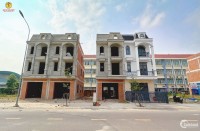 Bán nhà mới tại Thành Phố Tân Uyên