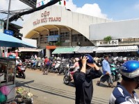 Cho thuê kios mặt tiền chợ Trần Hữu Trang