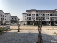 Bán nhà phố 180m2 giá chưa đến 40tr/m2, căn góc đẹp Centa Riverside Từ Sơn