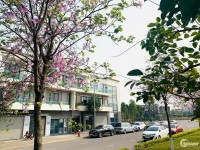 Chủ cần tiền bán gấp nhà phố trục chính 56m khu VSIP Bắc Ninh