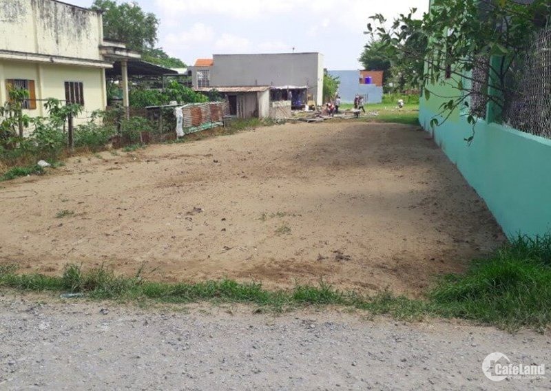 CẦN BÁN LỖ 2 LÔ ĐẤT THỔ CƯ 400M2 ĐƯỜNG 18M NGAY CHỢ GIÁ 350TR