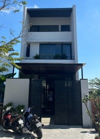 Bán nhà 2,5 tầng sát đường Võ Chí Công, Hòa Quý, Ngũ Hành Sơn, Đà Nẵng.