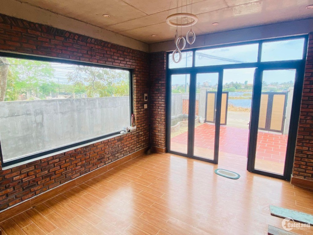 Cần bán căn nhà mới xây dựng tại Quảng Ngãi hường Đông mát mẻ và view sông đẹp